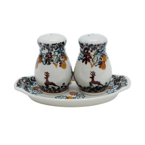 Salt and pepper shakers (A12 D79) 