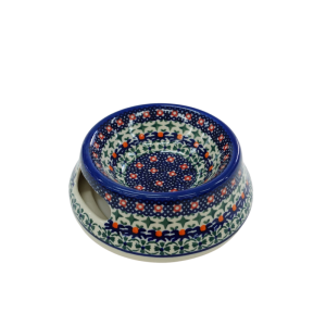 Small dog bowl (A96 D21)