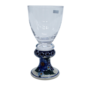 Wine glass (A21 D74)