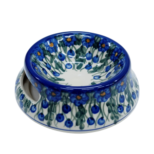 Small dog bowl (A96 D31)