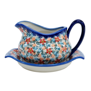 Sauce boat with a tray (A37 D54)
