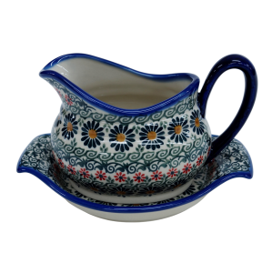 Sauce boat with a tray (A37 D48)
