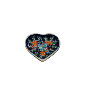 Heart saucer (A7 D23)