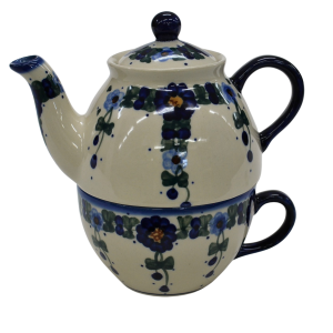 Teapot with a cup (A347 D40)