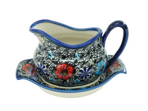 Sauce boat with a tray (A37 D66)