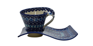 Cup with a tray (A41 D98)