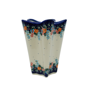 Flower vase (A104 D23)
