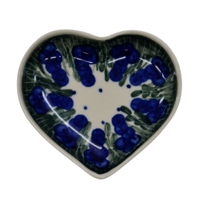Heart saucer (A7 D19)