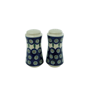 Salt and pepper shakers (A16 D43)