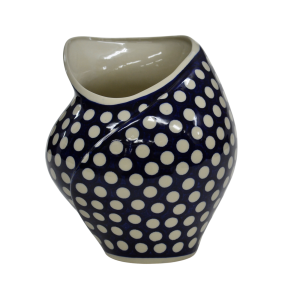 Seashell vase (A105 D64)    