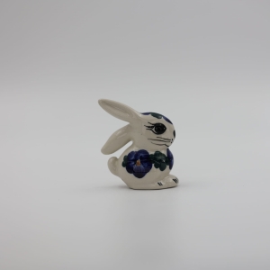 Ceramic rabbit (A532 D4) 