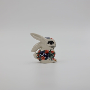 Ceramic rabbit (A532 D68)       