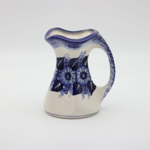 Flower vase (A74 D118)   