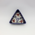 Triangle bowl Bolesławiec D105 ANDY Ceramika – hand-painted Polish pottery with a unique triangular shape and traditional design.