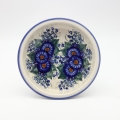 Okrągłe ceramiczne naczynie do zapiekania z Bolesławca, ręcznie zdobiona ceramika bolesławiecka, polskie rękodzieło artystyczne do piekarnika, mikrofalówki i zmywarki.