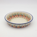 Okrągłe ceramiczne naczynie do zapiekania z Bolesławca, ręcznie zdobiona ceramika bolesławiecka, polskie rękodzieło artystyczne do piekarnika, mikrofalówki i zmywarki.
