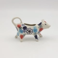 This ceramic cow-shaped creamer with a 100 ml capacity is an absolute classic of Bolesławiec craftsmanship, combined with a joyful design that will liven up any table and make your coffee ritual even more pleasant.