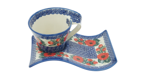 Cup with a tray (A41 D15)