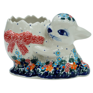 Bunny with egg (A253 D23)
