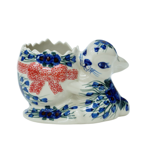 Bunny with egg (A253 D36)