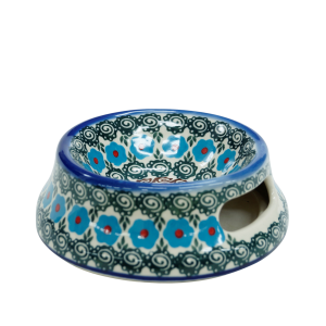 Small dog bowl (A96 D62)