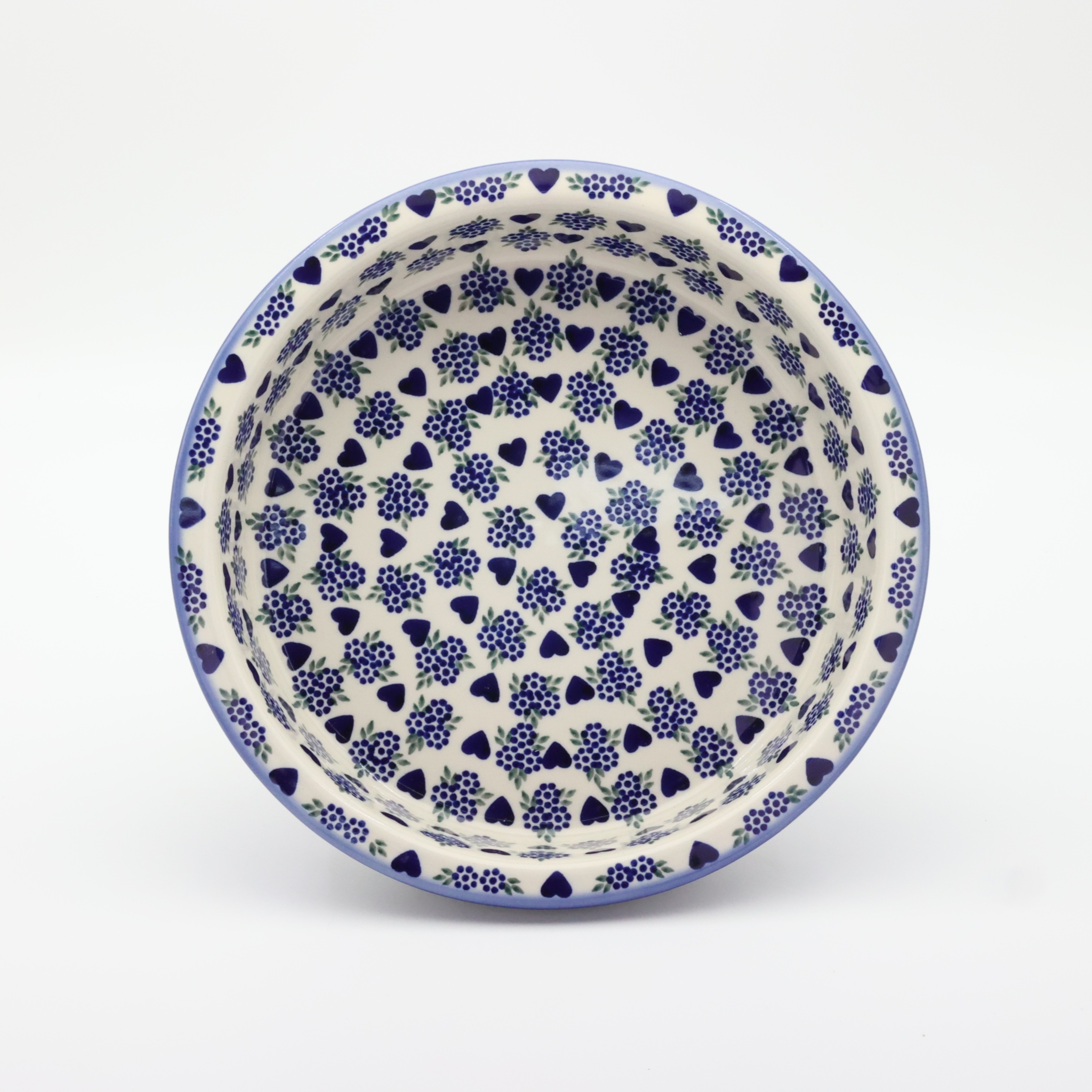 Okrągłe ceramiczne naczynie do zapiekania z Bolesławca, ręcznie zdobiona ceramika bolesławiecka, polskie rękodzieło artystyczne do piekarnika, mikrofalówki i zmywarki.