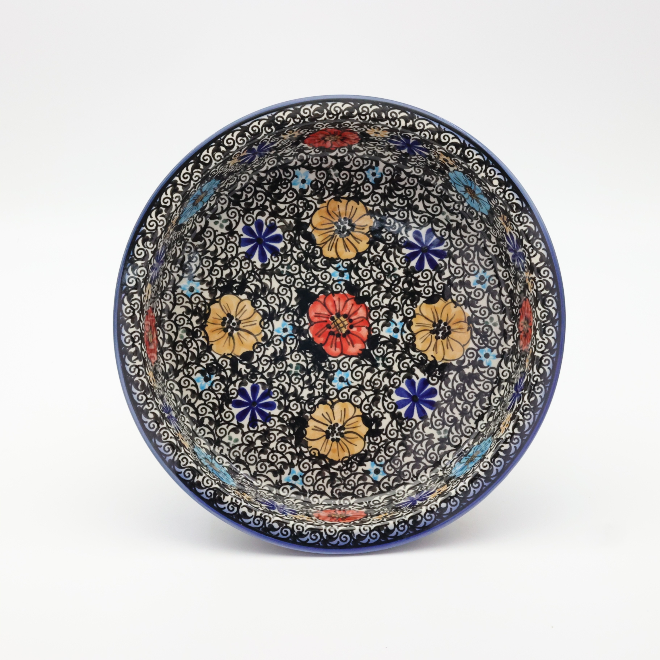 Okrągłe ceramiczne naczynie do zapiekania z Bolesławca, ręcznie zdobiona ceramika bolesławiecka, polskie rękodzieło artystyczne do piekarnika, mikrofalówki i zmywarki.